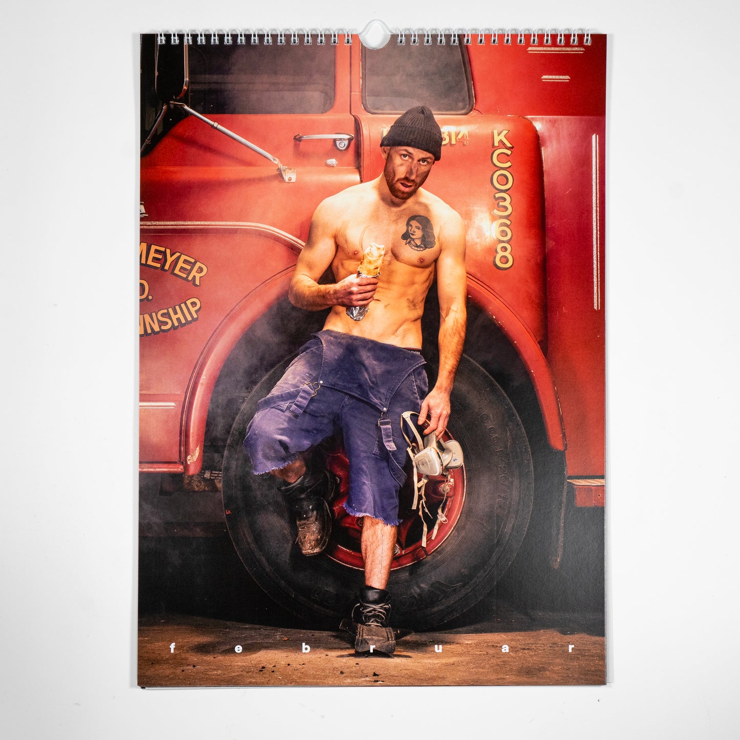 SIMTSCHUK Yuffimodel – A3 Kalender